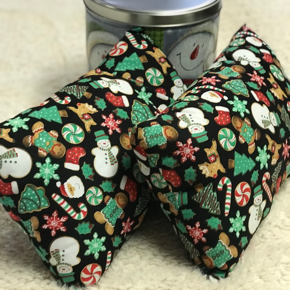 Holiday Pillows (15x10)